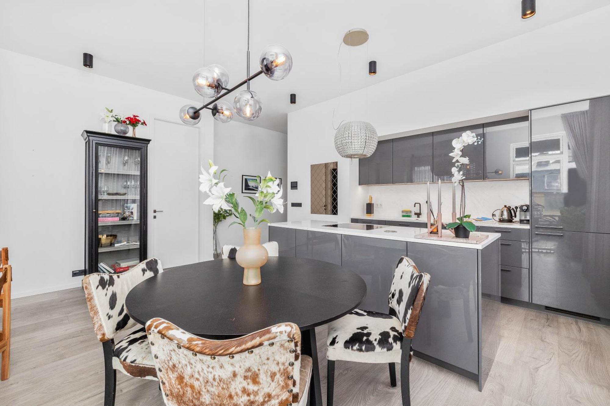 Vibrant Hafnatorg I Spacious Property With Expansive Garage Рейкьявик Экстерьер фото